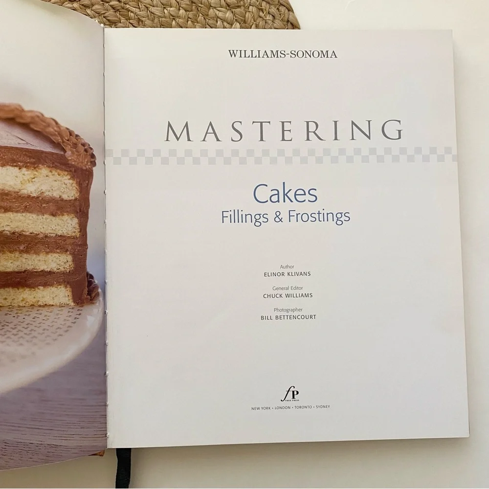 WILLIAMS-SONOMA Mastering Cakes, Fillings & Frosting